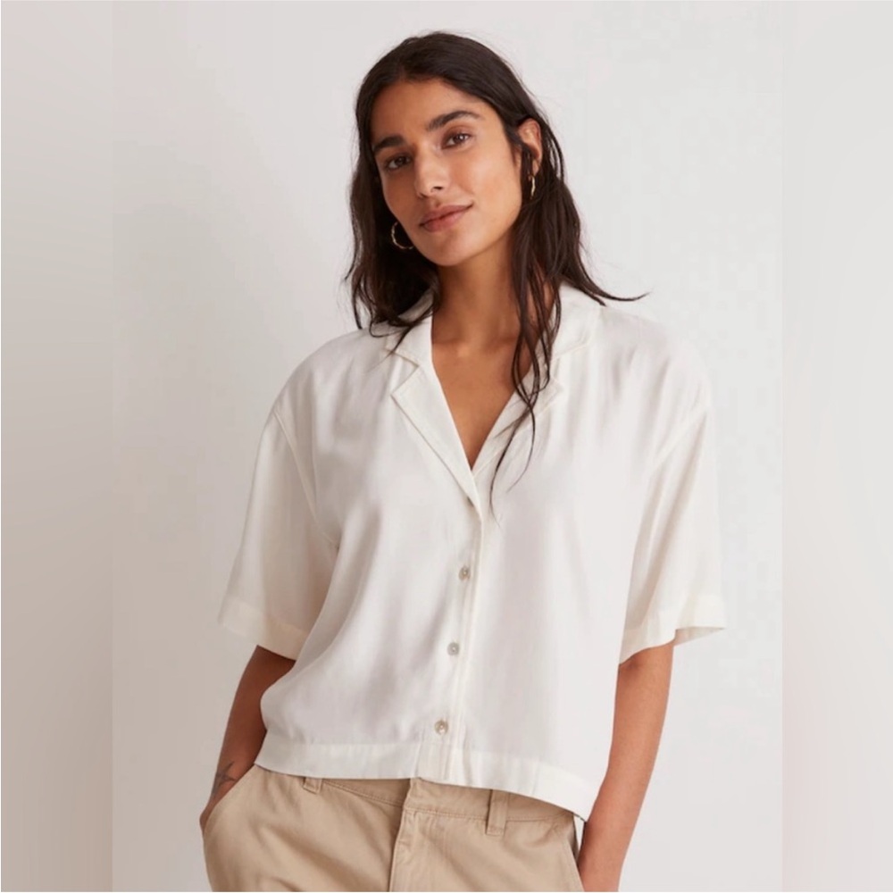 Madewell Drapey Button Front Top 🤍